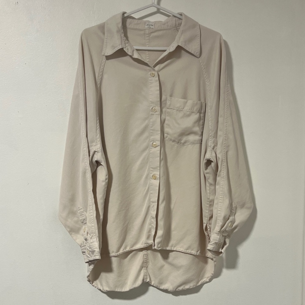 Aritzia Wilfred Casual Button-Up Blouse Long Sleeve Oversize fit size small